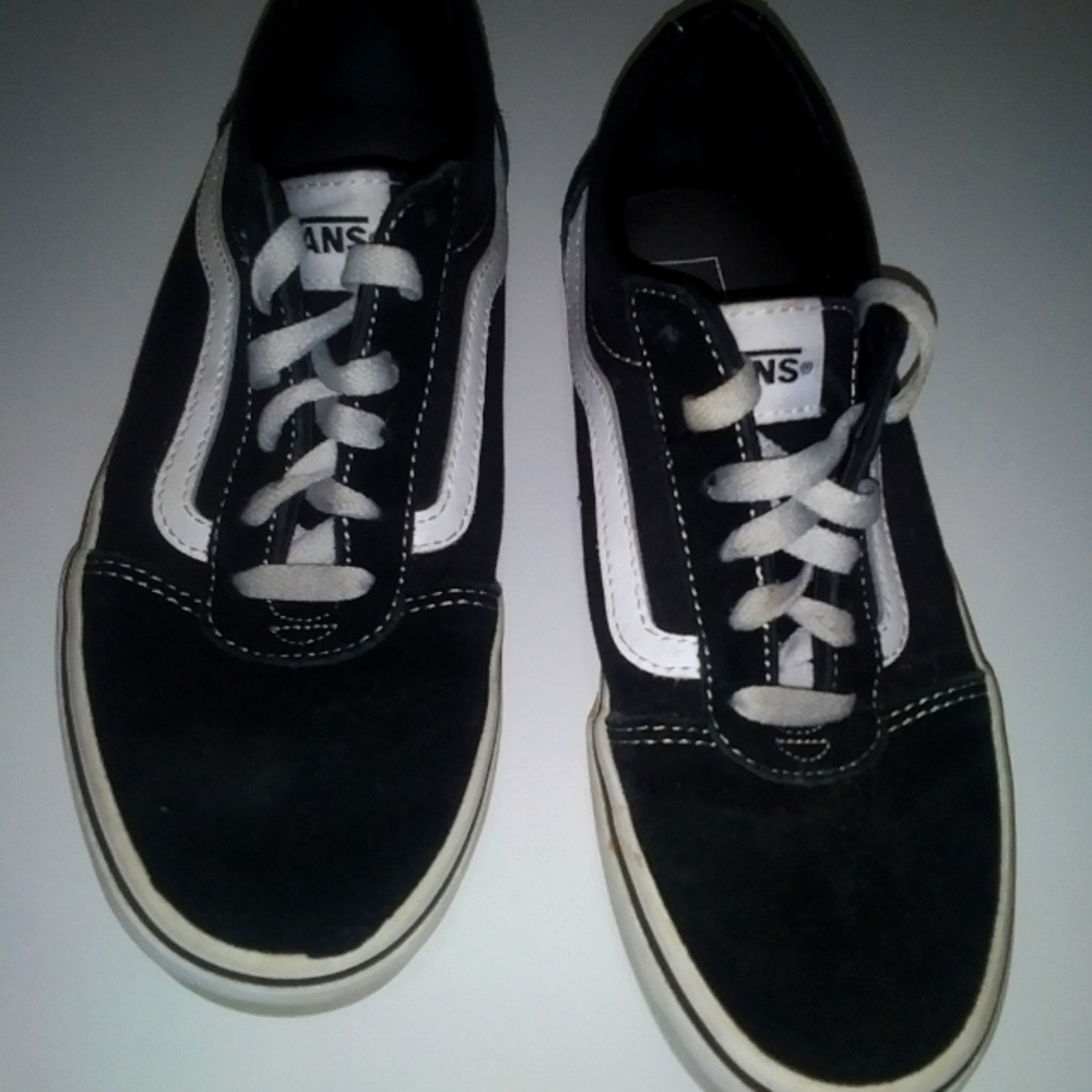 Vans old skool size 5 black